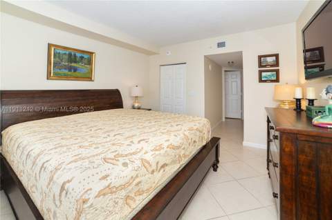 17150 N Bay Rd 2207, Sunny Isles Beach FL - photo 20 of 50