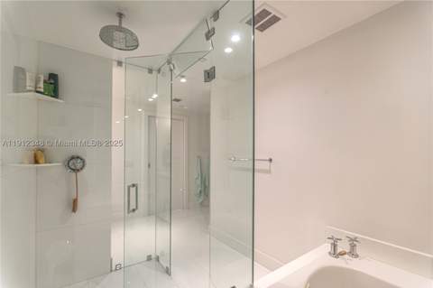 520 West Ave 1102, Miami Beach FL - photo 22 of 60