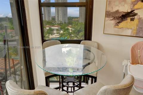 20281 E Country Club Dr 511, Aventura FL - photo 12 of 59