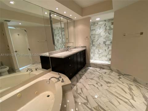 20281 E Country Club Dr 511, Aventura FL - photo 15 of 59