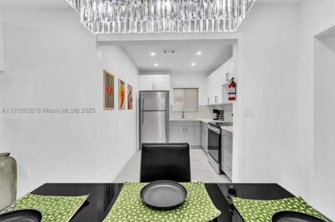797 NW 35th St, Miami FL - photo 11 of 45