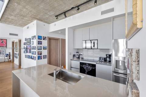 3470 E Coast Ave Ph202, Miami FL - photo 12 of 74