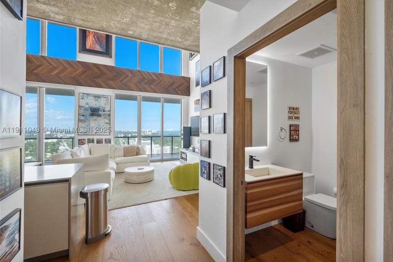2 bedroom Condominium at 3470 E Coast Ave Ph202, Two Midtown Miami Condo, Miami — photo 2