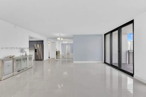 17720 N Bay Rd 803, Sunny Isles Beach FL - photo 10 of 41