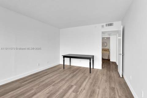 17720 N Bay Rd 803, Sunny Isles Beach FL - photo 18 of 41