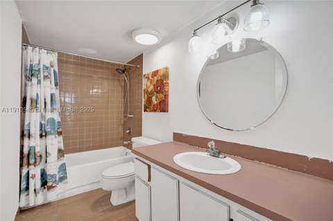 9686 Fontainebleau Blvd 507, Miami FL - photo 15 of 34