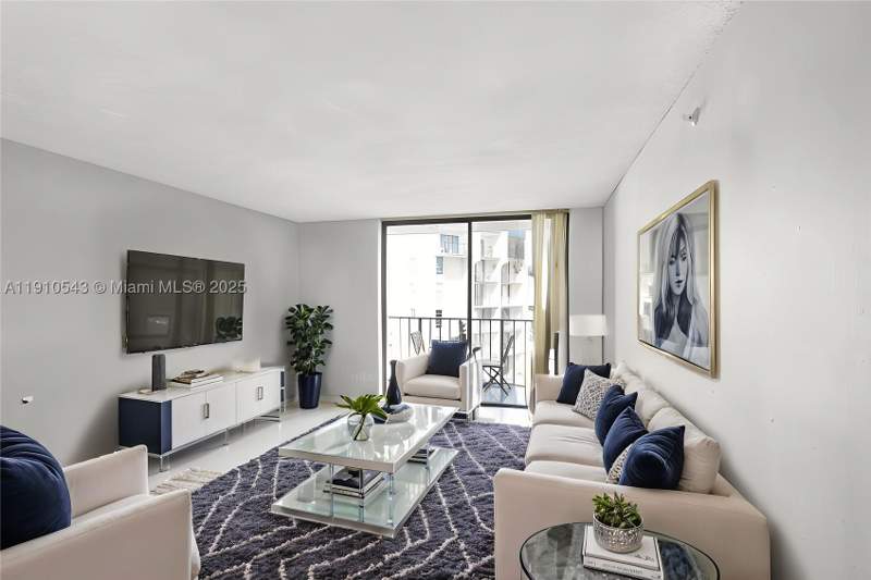2 bedroom Condominium at 9686 Fontainebleau Blvd 507, Golfview Cl Fontainebleau, Miami — photo 3