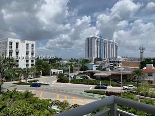 2 bedroom Condominium at 1688 West Ave 405, West Bay Plaza Condo, Miami Beach — photo 1