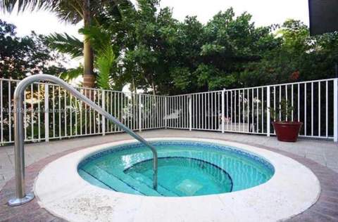 1688 West Ave 405, Miami Beach FL - photo 20 of 24