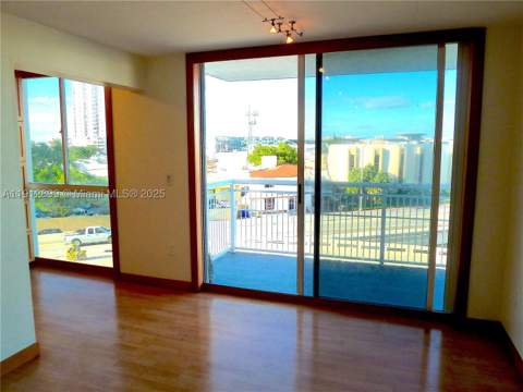 1688 West Ave 405, Miami Beach FL - photo 23 of 24