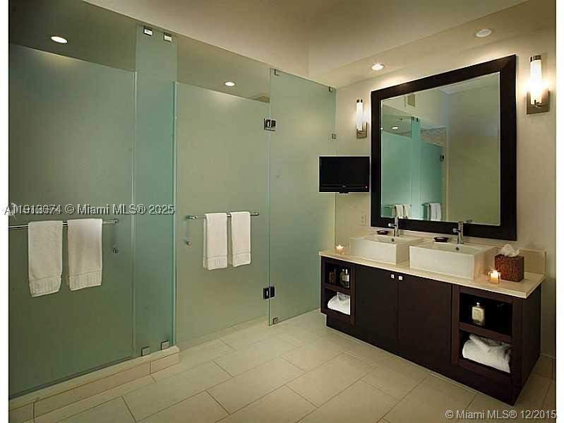 0 bedroom Condominium at 5300 NW 87th Ave 802, The Blue A Resort Hotel C, Doral — photo 2