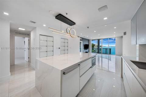 7918 Harbour Island Dr 207, North Bay Village FL - photo 11 of 53