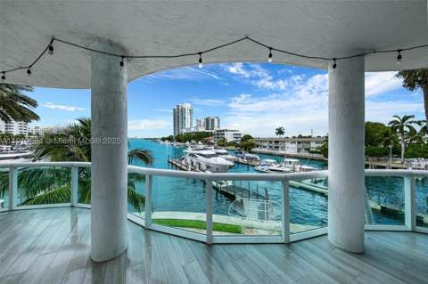 7918 Harbour Island Dr 207, North Bay Village FL - photo 9 of 53