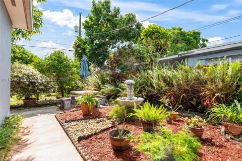 682 W 37th St, Hialeah FL - photo 16 of 23