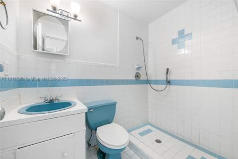 682 W 37th St, Hialeah FL - photo 19 of 23
