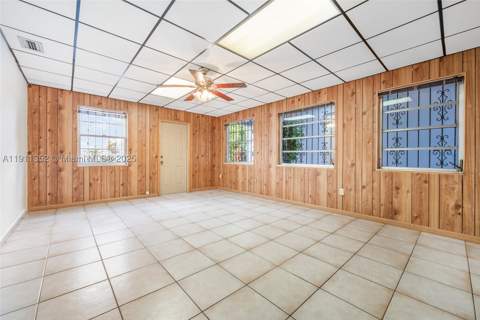 682 W 37th St, Hialeah FL - photo 8 of 23