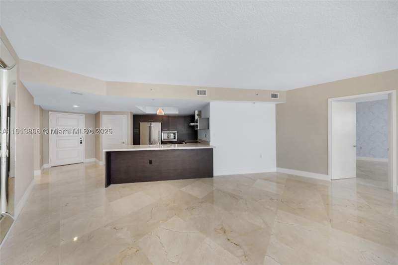 3 bedroom Condominium at 150 Sunny Isles Blvd 601, St Tropez On The Bay 1 Co, Sunny Isles Beach — photo 5
