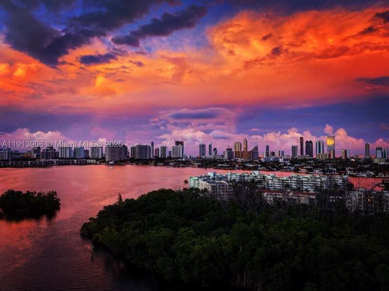 2 bedroom Condominium at 16385 Biscayne Blvd 3003, The Harbour North Condo, North Miami Beach — photo 1