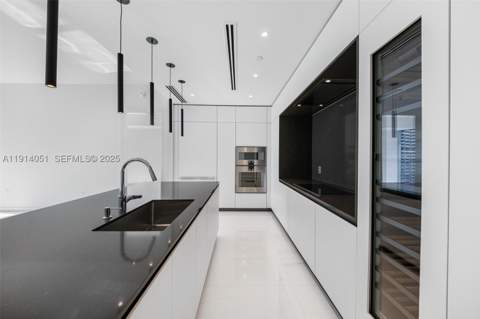 300 Biscayne Boulevard Way 3506W, Miami FL - photo 11 of 82