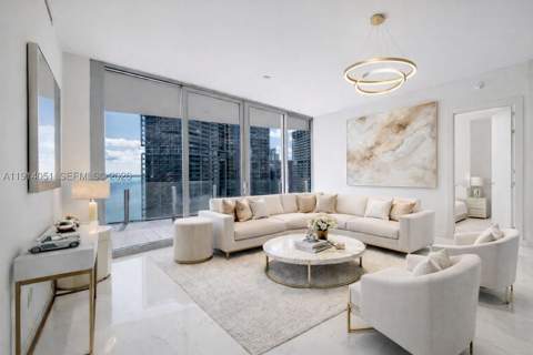 300 Biscayne Boulevard Way 3506W, Miami FL - photo 7 of 82