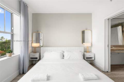 1060 Ocean Dr D307, Miami Beach FL - photo 16 of 41