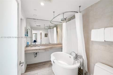 1060 Ocean Dr D307, Miami Beach FL - photo 9 of 41