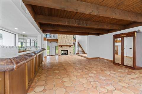 20215 W Oak Haven Cir, Miami FL - photo 13 of 89