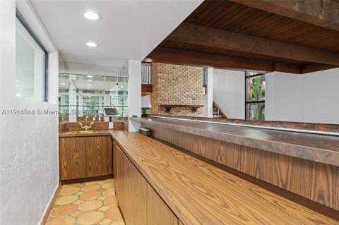 20215 W Oak Haven Cir, Miami FL - photo 15 of 89