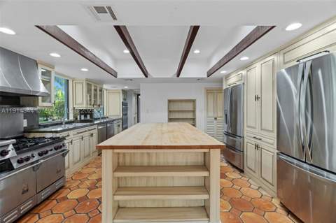 20215 W Oak Haven Cir, Miami FL - photo 21 of 89