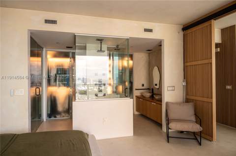 1040 Biscayne Blvd 2905, Miami FL - photo 7 of 13