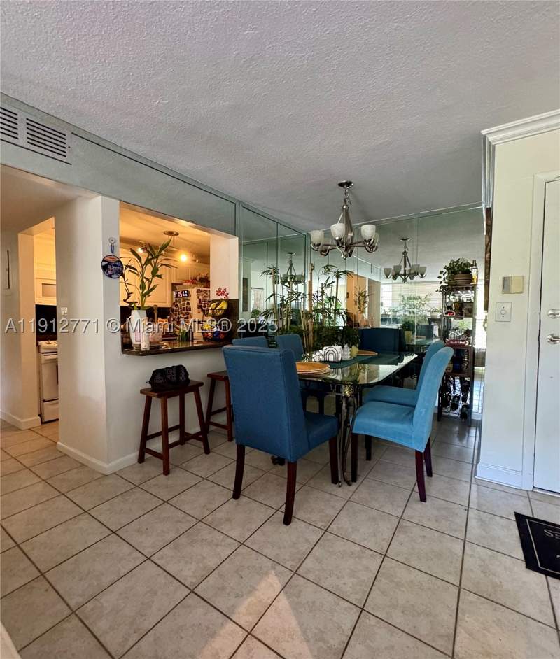 2 bedroom Condominium at 16518 NE 26th Ave 304, Eastern Parkview Condo, North Miami Beach — photo 4