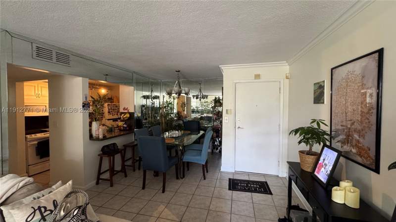 2 bedroom Condominium at 16518 NE 26th Ave 304, Eastern Parkview Condo, North Miami Beach — photo 5