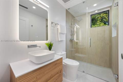 2127 SW 11th Ter, Miami FL - photo 22 of 28