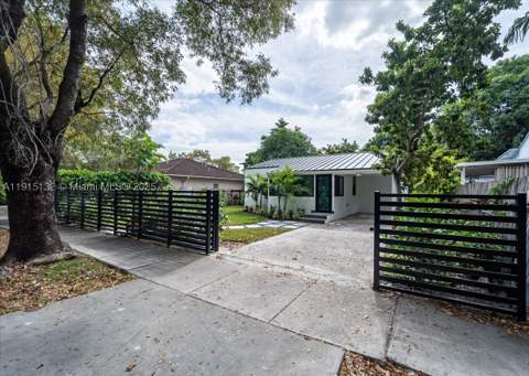 5220 SW 6 St, Miami FL - photo 10 of 56