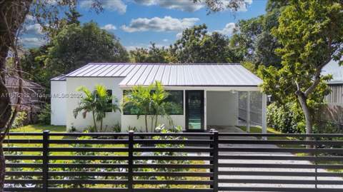 5220 SW 6 St, Miami FL - photo 14 of 56