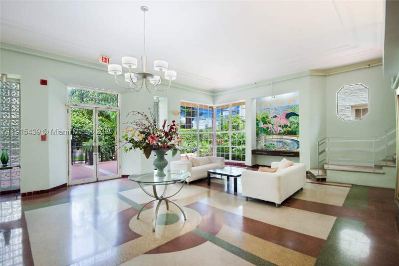 1 bedroom Condominium at 1051 Meridian Ave 1M, The Flamingo Condo, Miami Beach — photo 2