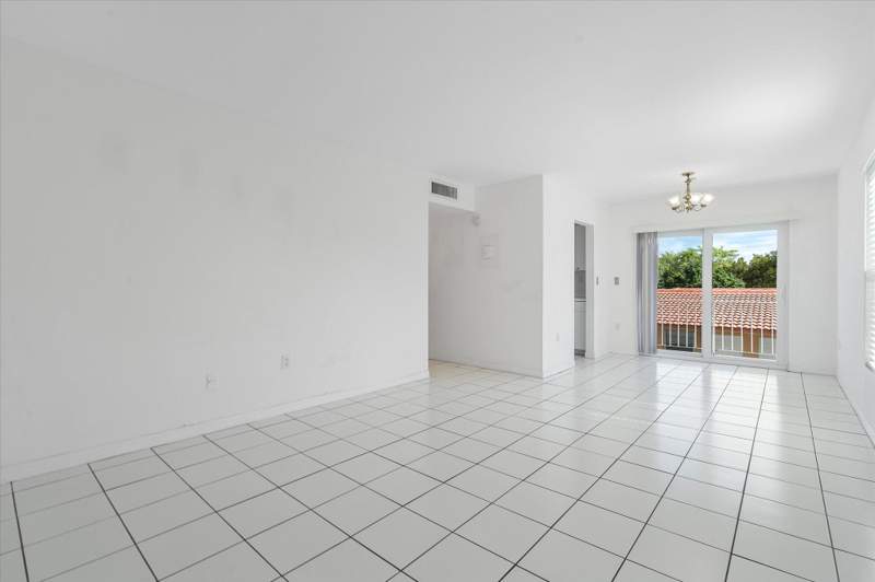 2 bedroom Condominium at 2138 SW 6th Street 301, El Paraiso Condo, Miami — photo 3