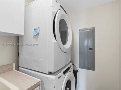 17875 Collins Ave 3305, Sunny Isles Beach FL - photo 21 of 46