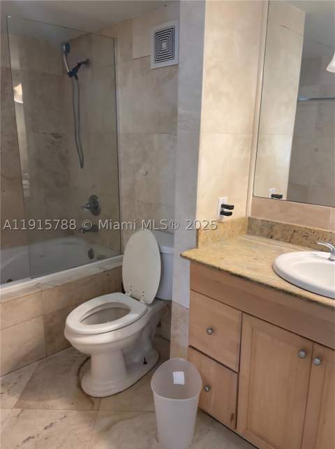 250 180th Dr 510, Sunny Isles Beach FL - photo 12 of 26