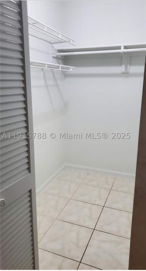 250 180th Dr 510, Sunny Isles Beach FL - photo 14 of 26