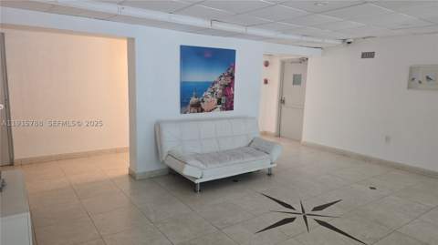 250 180th Dr 510, Sunny Isles Beach FL - photo 22 of 26