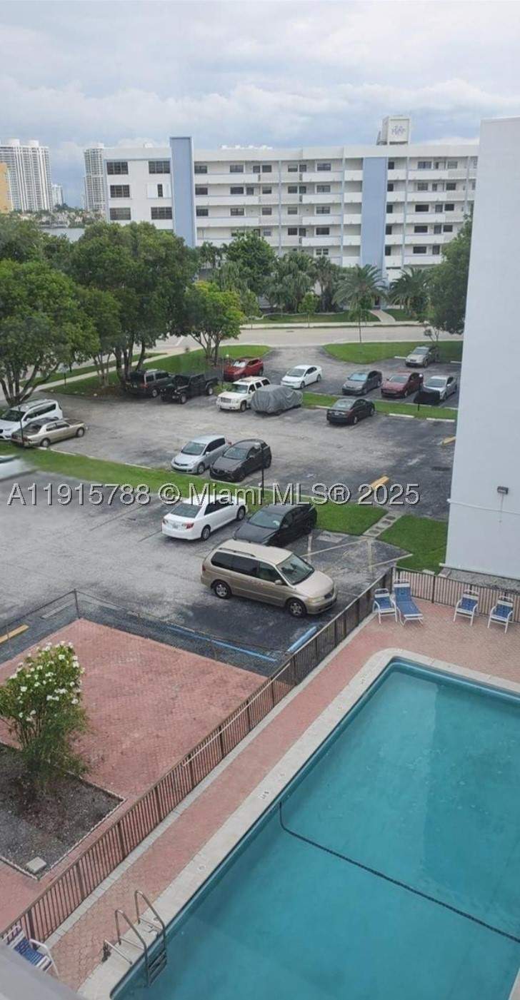 2 bedroom Condominium at 250 180th Dr 510, Caribbean Breeze Condo, Sunny Isles Beach — photo 3