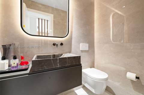 1792 Cleveland Rd, Miami Beach FL - photo 10 of 39