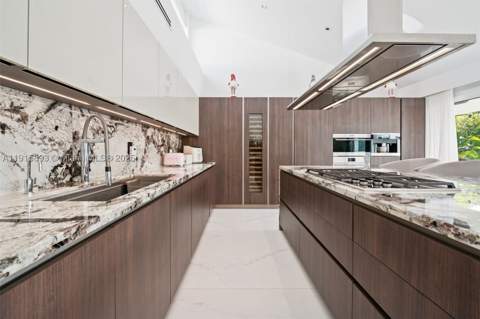 1792 Cleveland Rd, Miami Beach FL - photo 12 of 39
