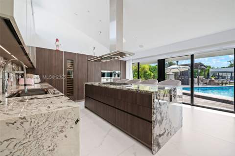 1792 Cleveland Rd, Miami Beach FL - photo 13 of 39