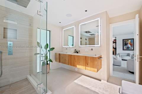 1792 Cleveland Rd, Miami Beach FL - photo 16 of 39