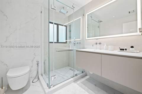 1792 Cleveland Rd, Miami Beach FL - photo 20 of 39