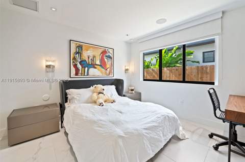 1792 Cleveland Rd, Miami Beach FL - photo 23 of 39