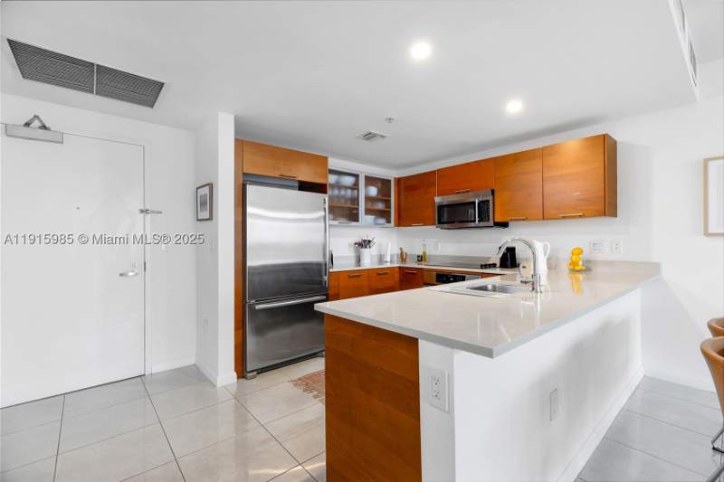 2 bedroom Condominium at 3250 NE 1st Ave 605, Midblock Miami Condo, Miami — photo 3