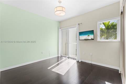1853 Jefferson Ave 6, Miami Beach FL - photo 11 of 18